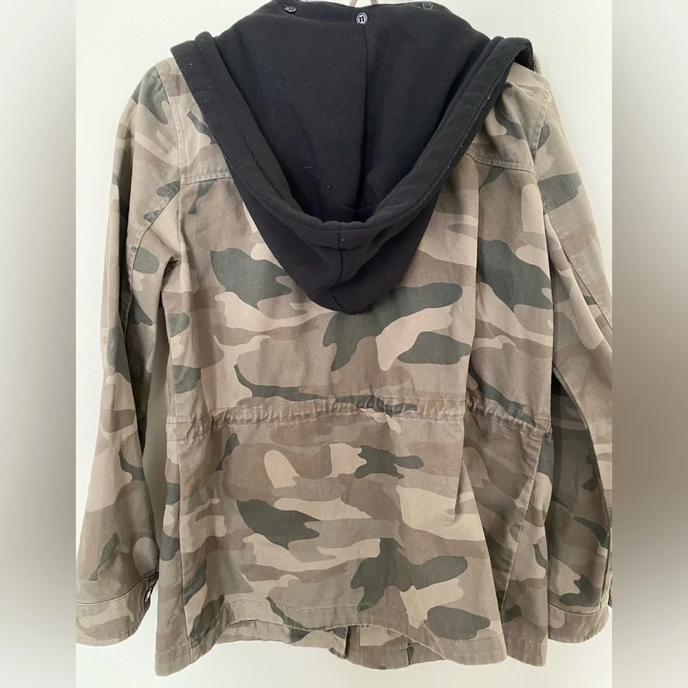 Levi Strauss & Co. Camo Hooded Jacket - Picture 5 of 6